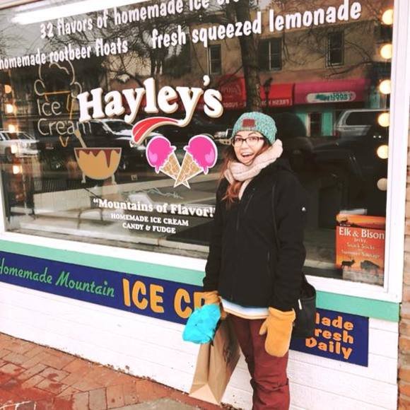 Meet your Posher, Haylie - Picture 1 of 1